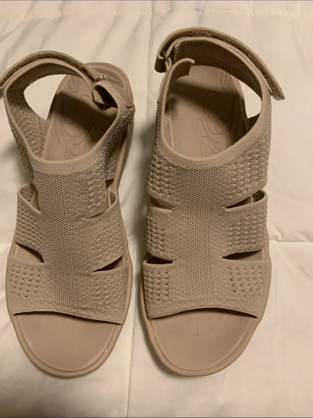 Women’s Comfort Knit Sandals in Light Taupe.